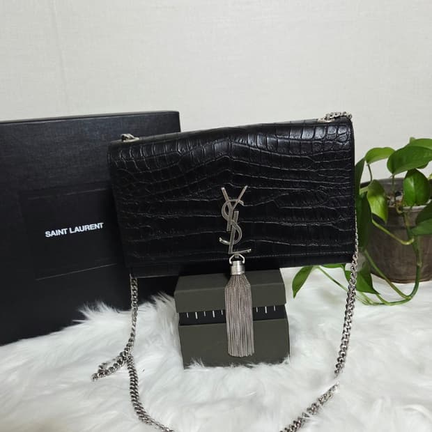 생로랑 케이트 태슬 백(Saint Laurent Kate Tassel B