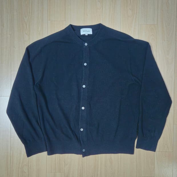 아트이프액츠 라운드넥 가디건 블랙 XL