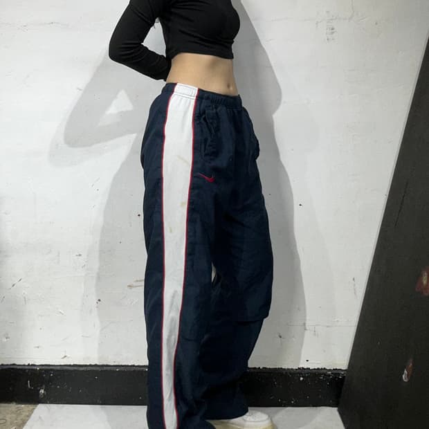 나이키 네이비 화이트 사이드 라인 와이드 트레이닝 팬츠 추리닝 바지 M