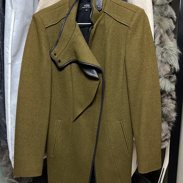 voice of voices 미들 코트