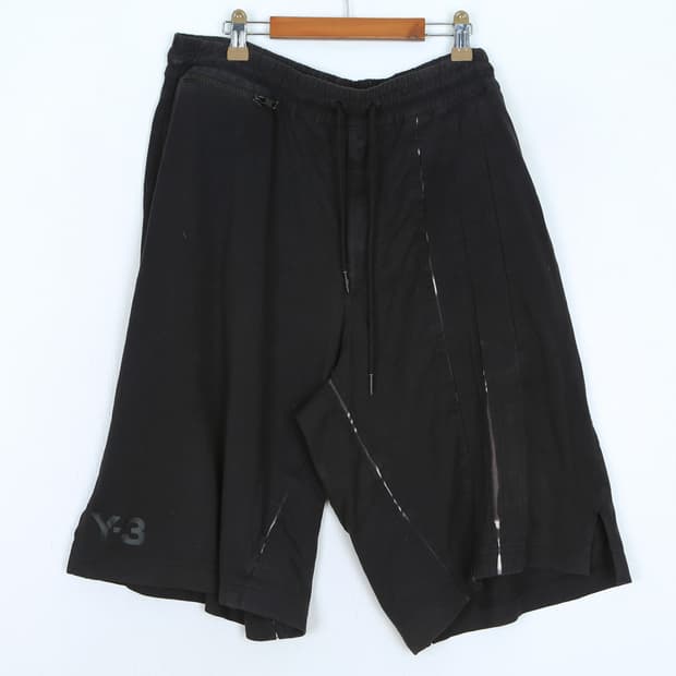 Y-3 트레이닝 쇼츠
