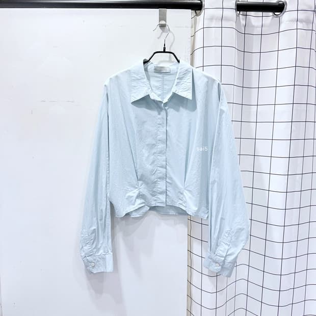 더일마 크롭 셔츠