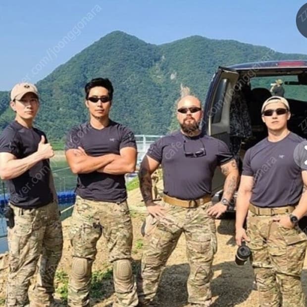 아크테릭스 모투스 크루 반팔 가짜사나이 덱스