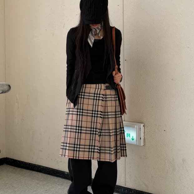 버버리 노바체크 랩스커트