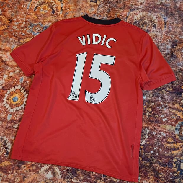 맨체스터유나이티드 비디치 유니폼