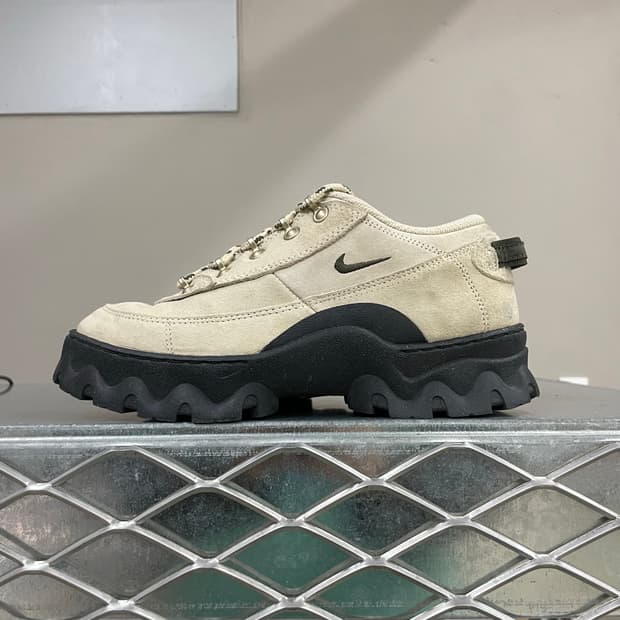 나이키 라하르 로우 파슬 스톤 240 (gr-4515)