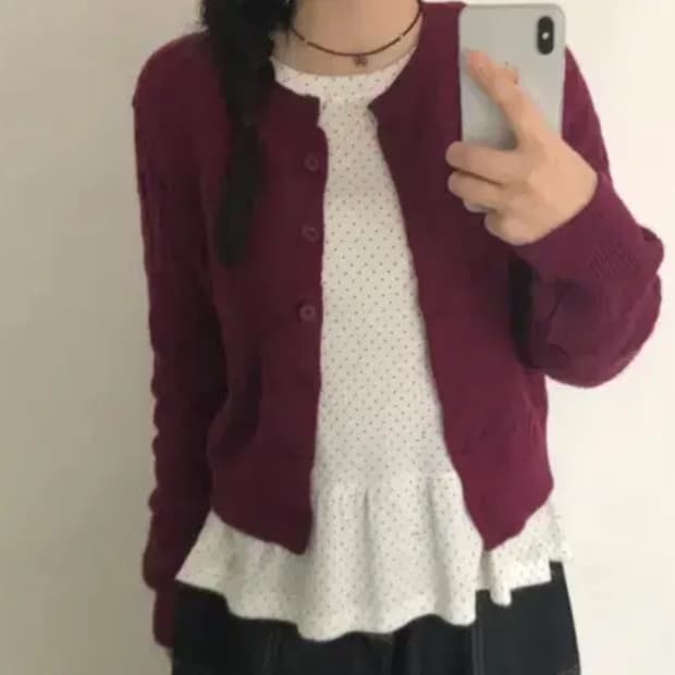 와인색 가디건 (거의 새상품)