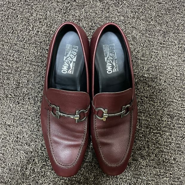 Salvatore Ferragamo 간치니 로퍼 / 버건디 / 9 X