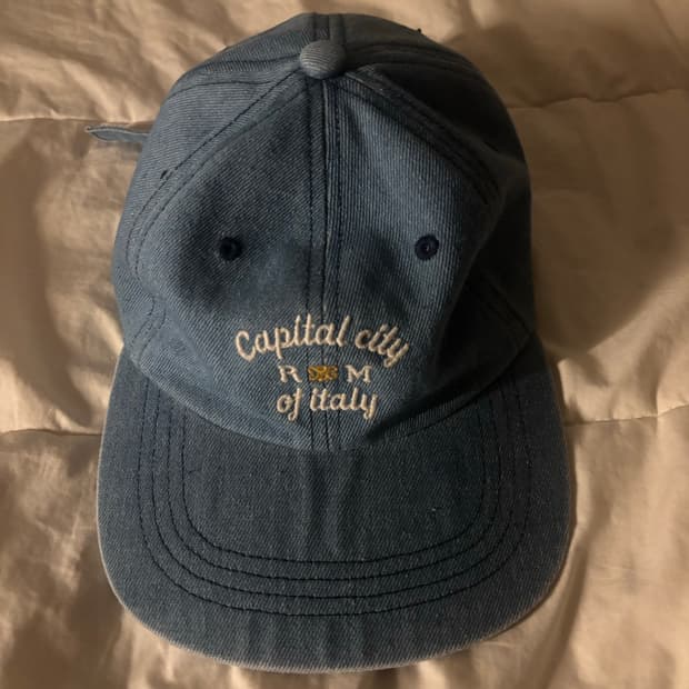 탑텐 일자챙 모자