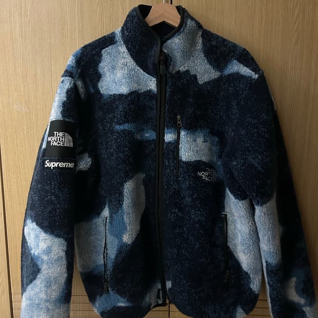Supreme 슈프림x노스페이스 블리치드 데님 후리스