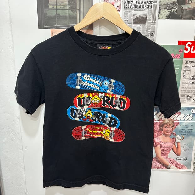 월드인더스트리 빈티지 보드 그래픽 반팔티M