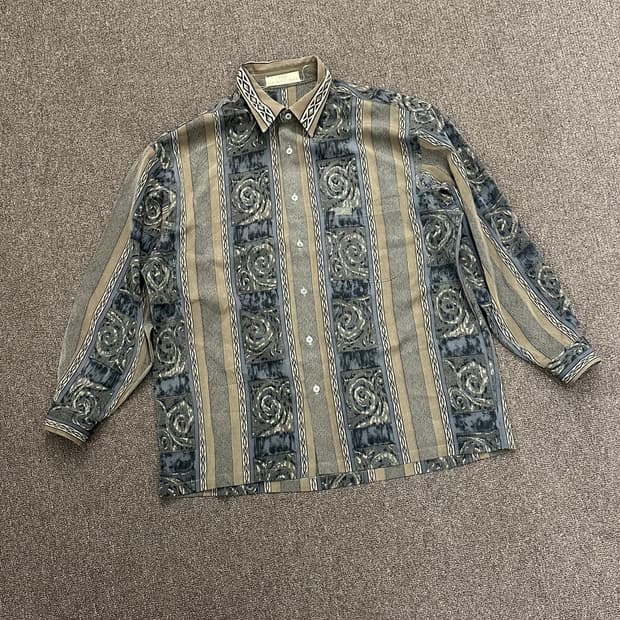 OS)발렌시아가 빈티지 패턴 셔츠