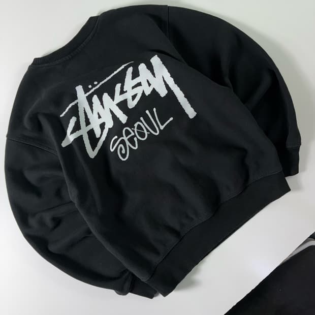 Stussy  스투시 스탁 서울 코튼 블랙 맨투맨 