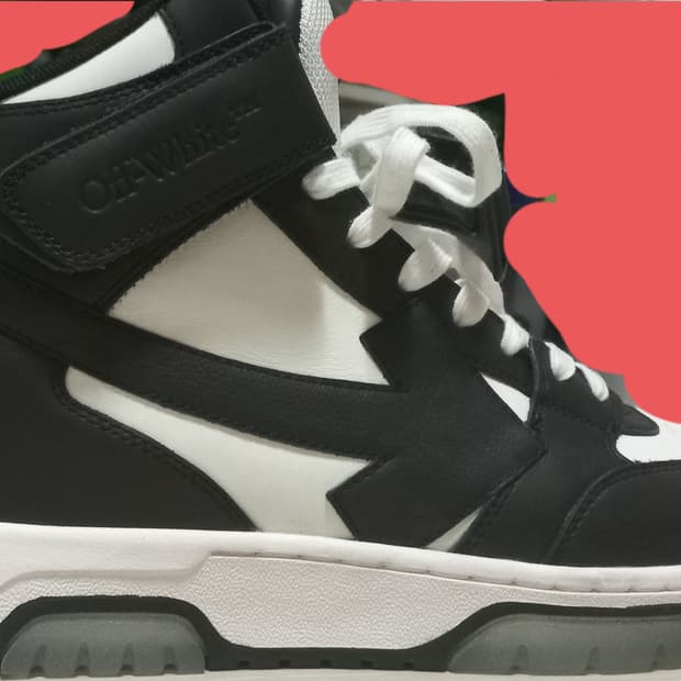 sss급 오프화이트 아웃 오브 오피스 미드 탑 블랙 화이트