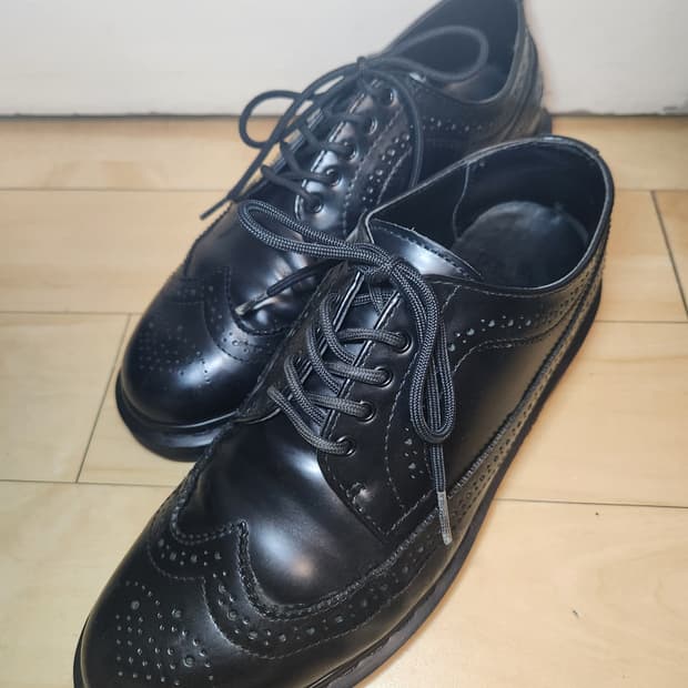 닥터마틴 윙팁 (280/eu43)