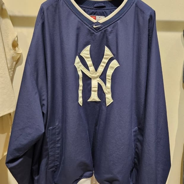 양키즈 나이키 콜라보 빈티지 웜업 자켓