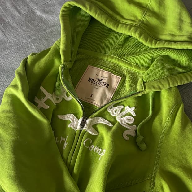 홀리스터 완두콩 후드집업 y2k 🫛 (딱붙핏, 슬림핏)