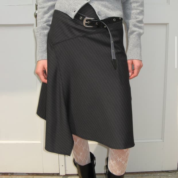 썬번프로젝트 asymmetric midi skirt black