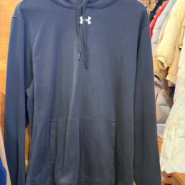 언더아머 자수로고 블랙 후드티