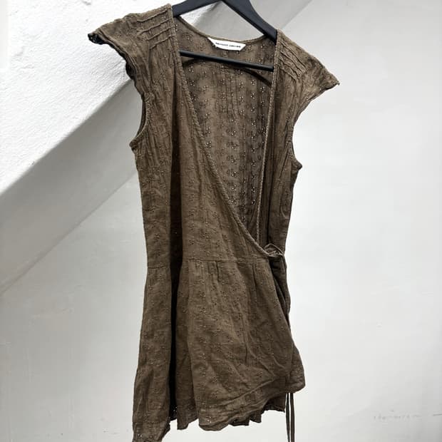 vintage brown tied top 