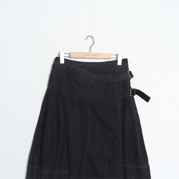 A/T Atsuro Tayama Cord Wrap Skirt (27)