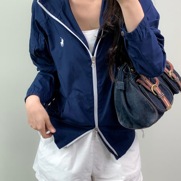 폴로 바람막이
