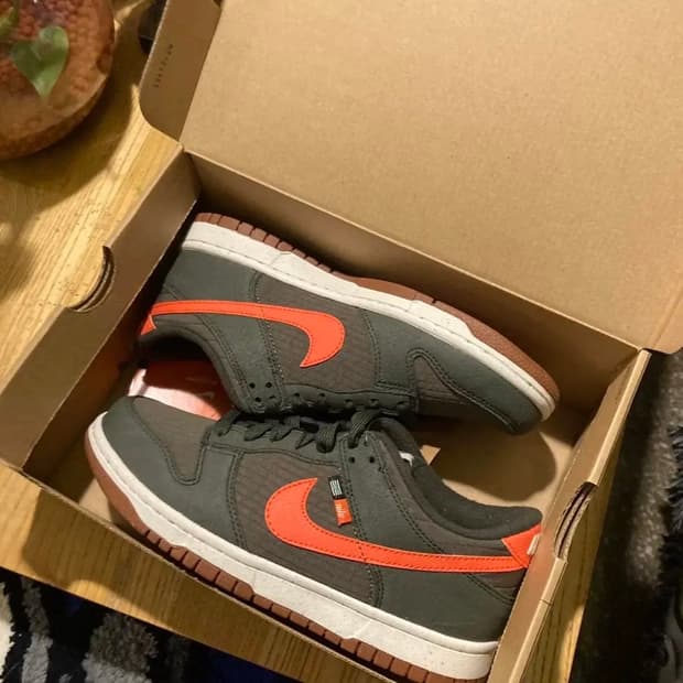 나이키 덩크 로우 SE 240