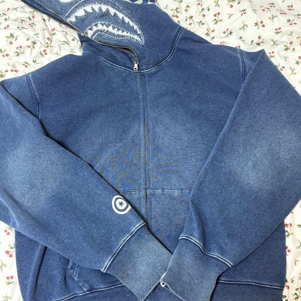 베이프 인디고 샤크 풀집 후드 W s사이즈