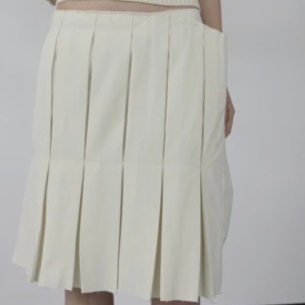 eonts 애옹쓰 플리츠 롱스커트