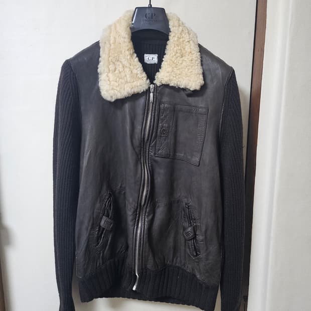 cp컴퍼니 가죽니트 집업자켓 52(105)