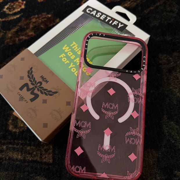 정품 mcm 케이스티파이 아이폰17 pro max