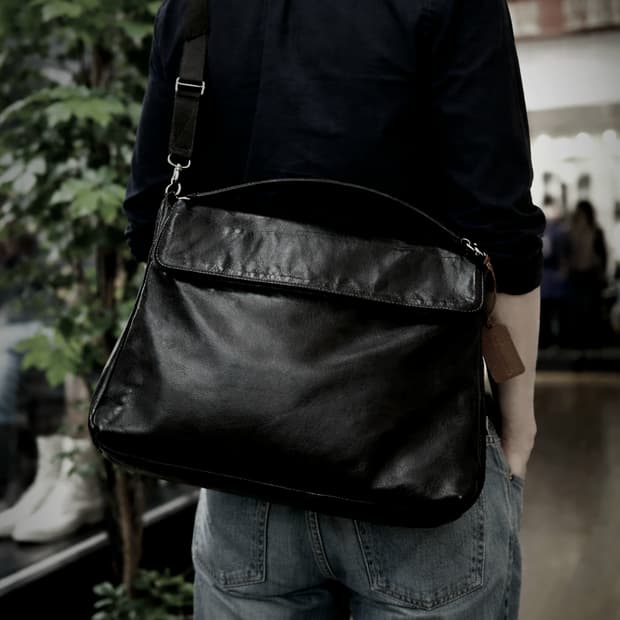 아니아리 aniary 앤티크 레더 메신저백 포터 매니아 추천