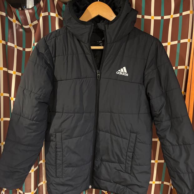 아디다스 블랙 패딩 점퍼