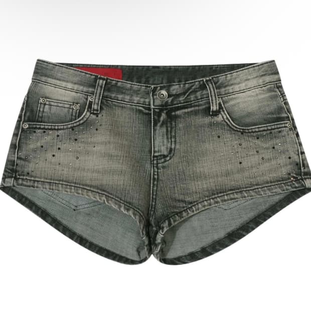 보헤미안서울 jewel denim shorts, m사이즈 구해요!!!