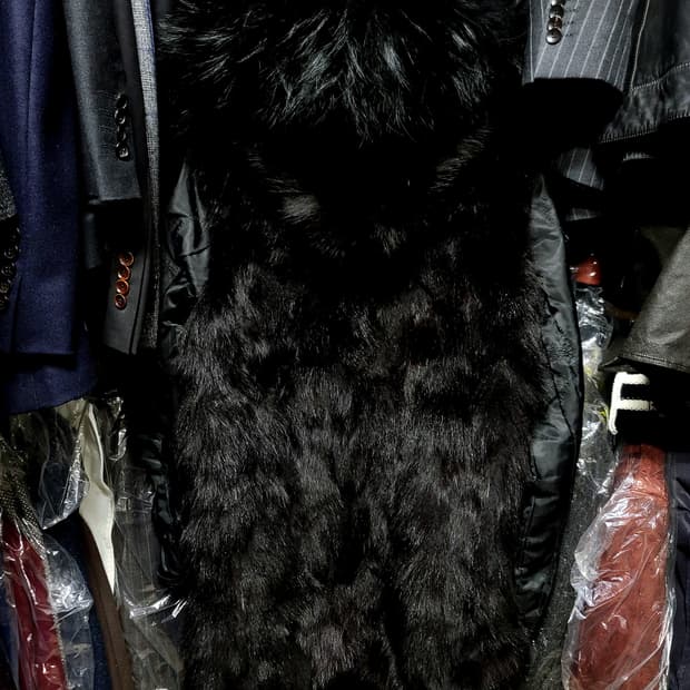 미스터앤미세스퍼 풀바디 블랙 폭스퍼 야상 점퍼 100-105 L