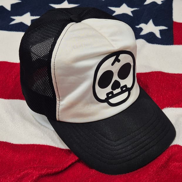 BAPE 베이프 베이비마일로 해골 매쉬캡 트러커햇 모자