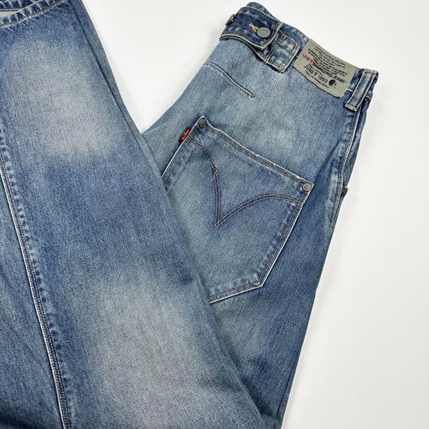 리바이스 오리지널 엔지니어드 데님 팬츠 (32인치)