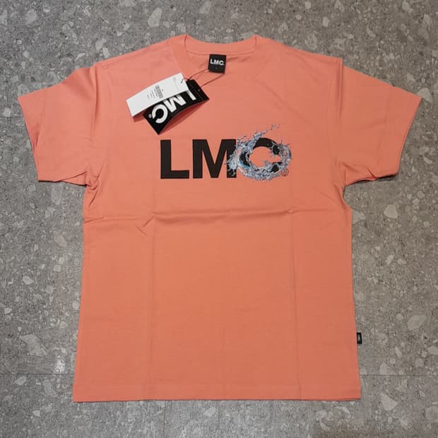 💥(새상품) LMC 반팔 (S)  
