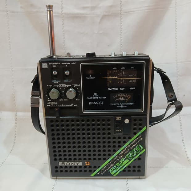 빈티지 소니 ICF-5500A FM/AM 3밴드 라디오