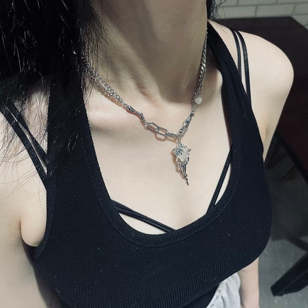 Real pearl v necklace