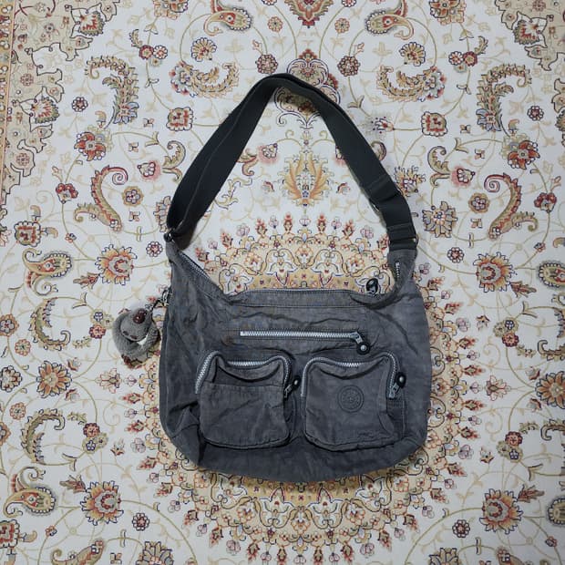 키플링 크로스백 가방