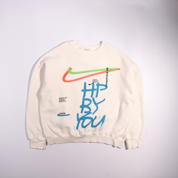 나이키 프린팅 스우시 맨투맨 B684