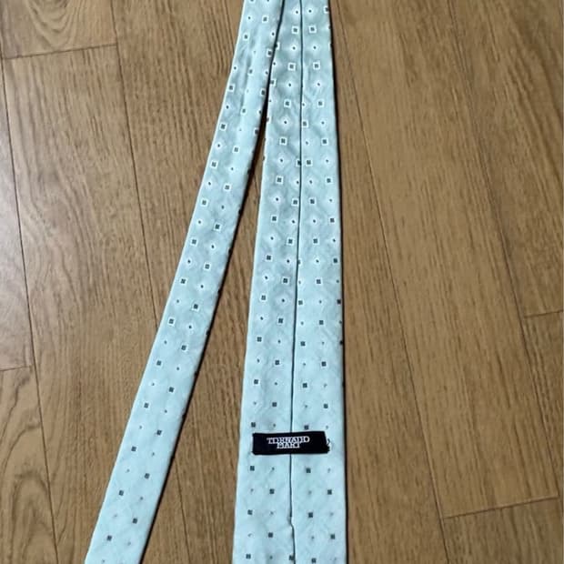토네이도 마트 넥타이
