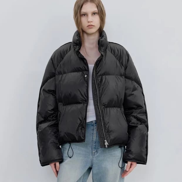 인사일런스 우먼 글로시 패딩 S