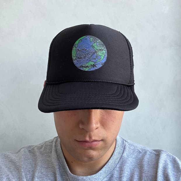 Vtg Earth Trucker Cap
