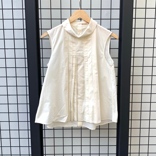 마르니 유니클로 슬리브리스 블라우스