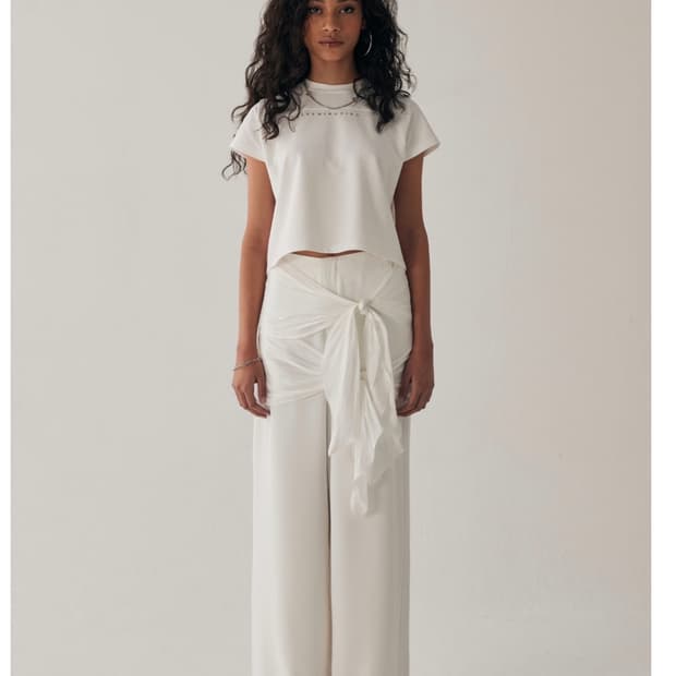 트리밍버드 Logo Slit Crop T-Shirts [ White ]