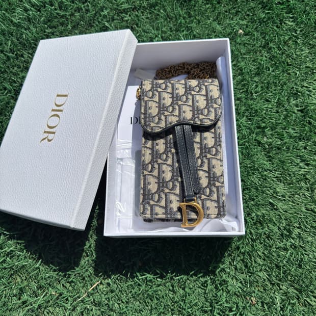 디올 오블리크 버티컬 폰 홀더백