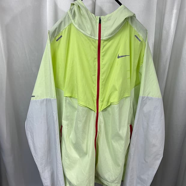 NIKE running jacket 