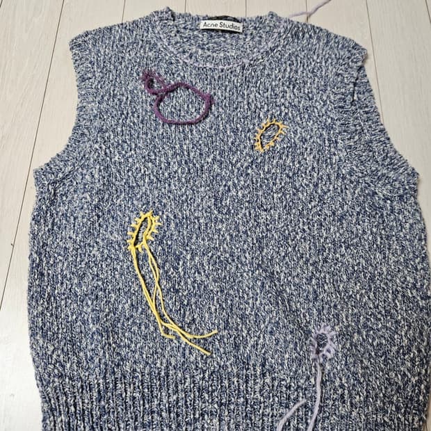 아크네 스튜디오 니트 베스트